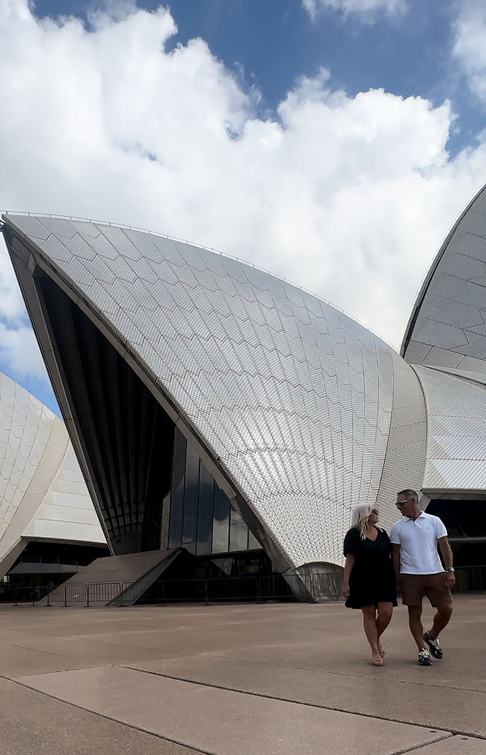 Couple at Sydney Opera House